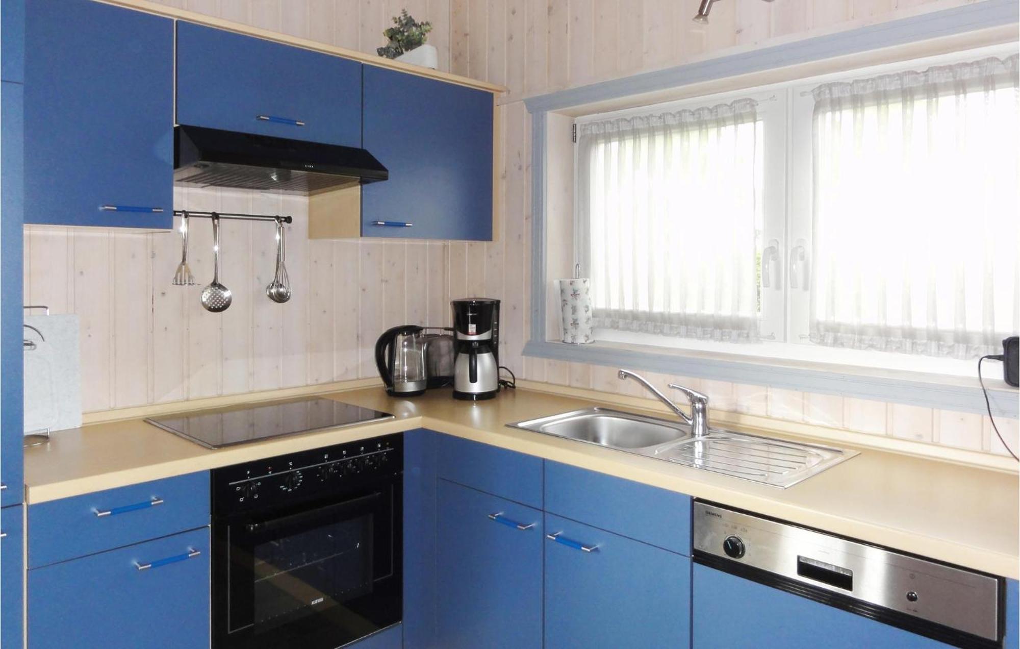 2 Bedroom Nice Home In レヒリン エクステリア 写真